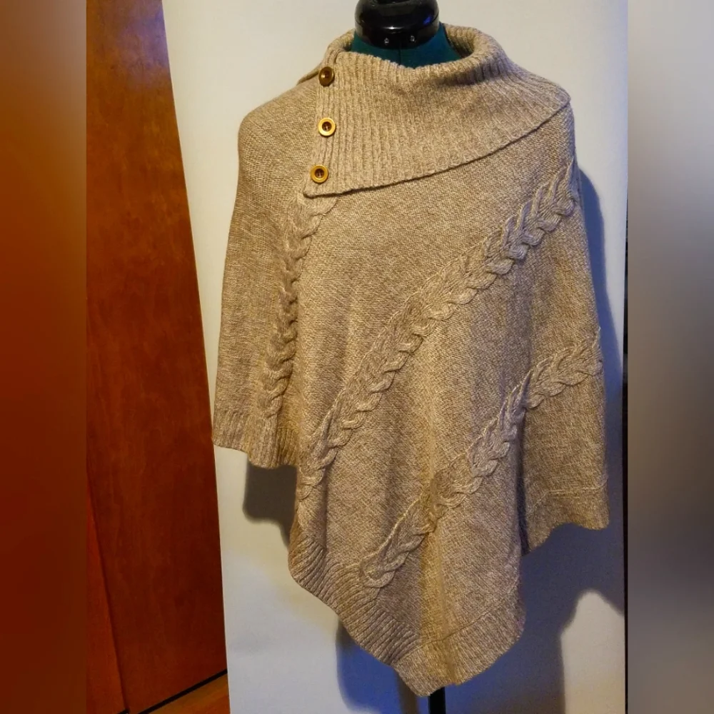NWOT Karen Scott Poncho, Size S/M - Picture 1 of 5